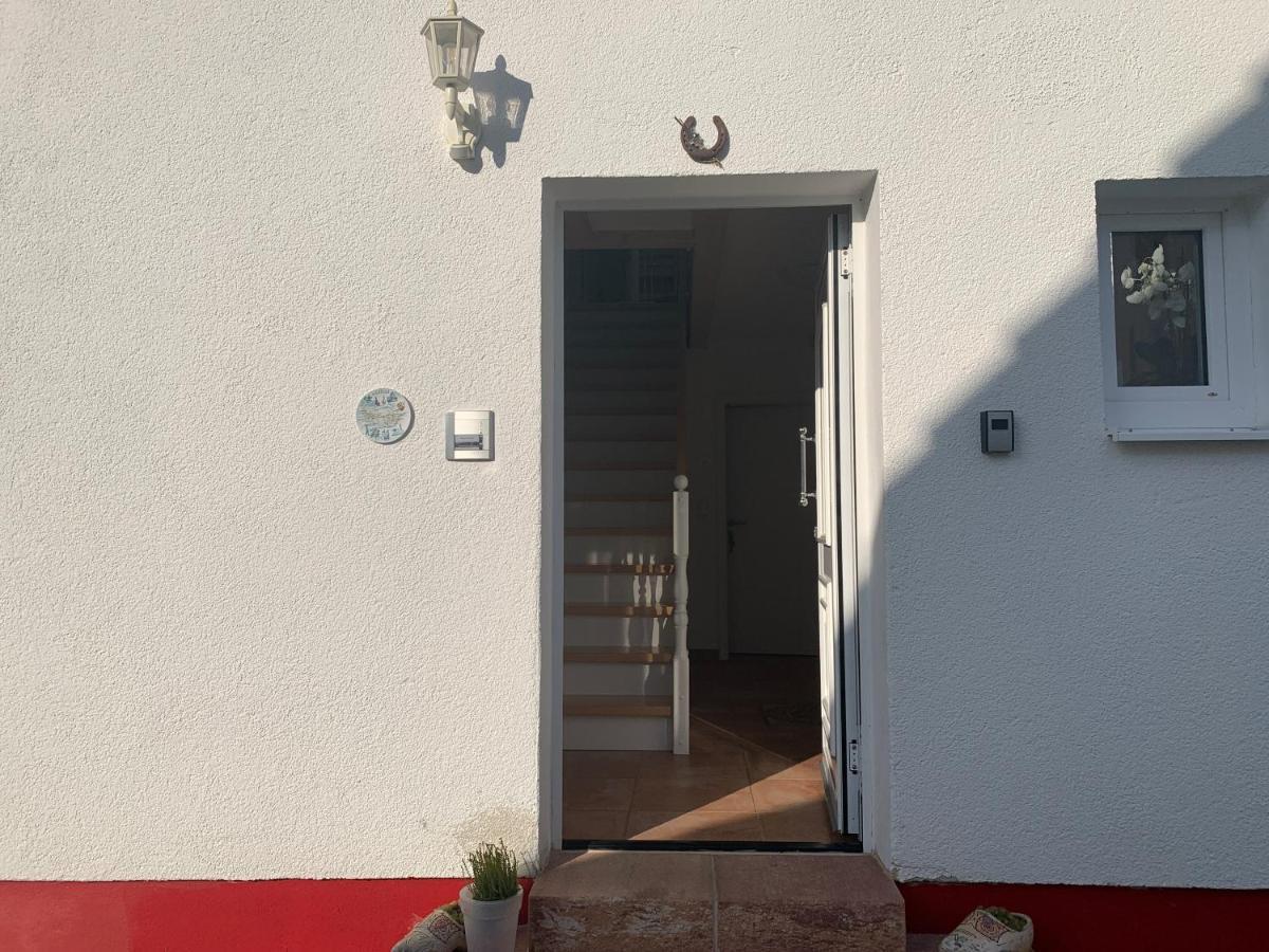 La Toskana Apartment Ihr Rueckzugsort Am Regen Zeitlarn Exterior foto